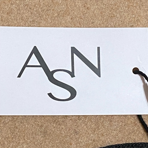 Price is firm - ASN Harper Floppy Womans Hat - Picture 5 of 5